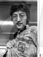 PEOPLE: John Lennon würde am 9.10.15 75 Jahre alt werden