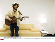 *EXCLUSIVE*ISSY-LES-MOULINEAUX : Sean Lennon on TV set