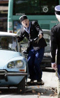 Filming of the sequel of "The Pink Panther 2" in Paris