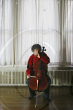 Renowned living cellist Steven Isserlis