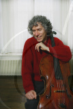 Renowned living cellist Steven Isserlis