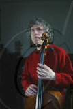 Renowned living cellist Steven Isserlis