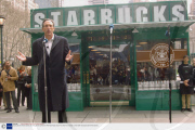Starbucks CEO Howard Schultz launching his new coffee brew Pike Place Roast, Bryant Park, New York, America - 08 Apr 2008