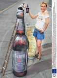ARTIST JULIAN BEEVER AND HIS 3D PAVEMENT ART OF A BOTTLE OF SLATE TO LAUNCH THE PRE MIXED ALCOHOLIC DRINK, PRINCES STREET, EDINBURGH, SCOTLAND, BRITAIN - 02 MAY 2006