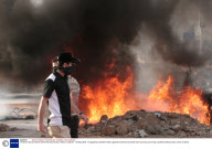 Tensions rise as violence enters the second day in Beirut, Lebanon - 08 May 2008
