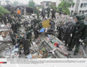 DUJIANGYAN: Earthquake hits a middle school