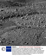 NASA's Phoenix Lander sets down on Mars - 26 May 2008