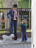"EXCLU" LA: Debra Missing and family in the baby park