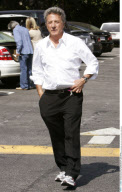 Actor DUSTIN HOFFMAN having fun at 'Country Mart' in Brentwood