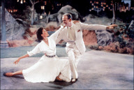 Cyd Charisse dans ses films. AP. *W