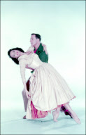 Cyd Charisse dans ses films. AP. *W