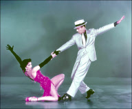 Cyd Charisse dans ses films. AP. *W