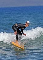 Helen Hunt wipes out surfing