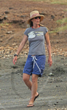 Helen Hunt wipes out surfing