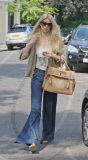 CLAUDIA SCHIFFER IN LONDON