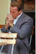 EXCL.: Governor ARNOLD SCHWARZENEGGER and his daughter CHRISTINA having breakfast