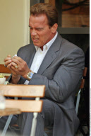 EXCL.: Governor ARNOLD SCHWARZENEGGER and his daughter CHRISTINA having breakfast