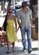 EXCL.: Actress CHRISTINA RICCI and boyfriend KICK GURRY out for lunch