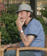 EXCLUSIVE. Johnny Hallyday, Laeticia and Jade Back in L.A.
