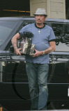 EXCLUSIVE. Johnny Hallyday, Laeticia and Jade Back in L.A.
