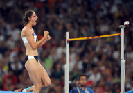 OLY-CHINA-BEIJING-ATHLETICS-WOMEN'S HIGH JUMP-FINAL-HELLEBAUT(CN)