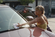Hayden Panettiere gets a parking ticket