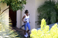 Jennifer Aniston in spandex leaves the gym!!!