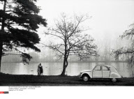 FRANCE : automobile / 2 CV Citroen
