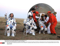 CHINA : Re-entry Capsule Of Shenzhou 7 Lands In Inner Mongolia