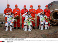 CHINA : Re-entry Capsule Of Shenzhou 7 Lands In Inner Mongolia