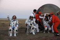 CHINA-SHENZHOU-7-RETURN PHASE (CN)