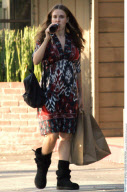 Charlie Sheen's pregnant wife BROOKE MUELLER looking exhausted
