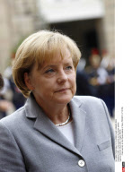 PARIS : Crisis summit at the Elysee palace