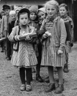 VILLAGE; SCHOOL, SCHOOL START, PUPILS, UPPER BAVARIA, 1955, GERMANY