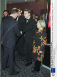 FILM PREMIERE OF 'MAN IN THE IRON MASK' ON LEICESTER SQUARE, LONDON, BRITAIN - 1998