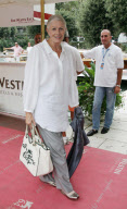 CELEBS ARRIVING AT THE WESTIN EXCELSIOR HOTEL 