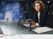 FRA<CLAIRE CHAZAL AU JOURNAL D'ANTENNE 2                         (SHOW BIZ)