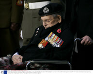 Armistice Day Service at the Cenotaph, Whitehall, London, Britain - 11 Nov 2008