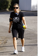 Singer FERGIE working on her lady humps