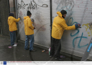 OFFENDERS DOING COMMUNITY SERVICE UNDER THE 'OPERATION PAYBACK' SCHEME, PALMERS GREEN, LONDON, BRITAIN - 11 JAN 2006
