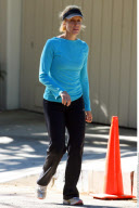 EXCL.: Actress FELICITY HUFFMAN and husband WILLIAM H. MACY doing some workout