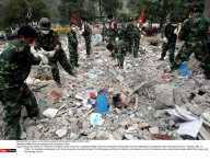 CHINA:Strong Earthquake Hits Southwest China