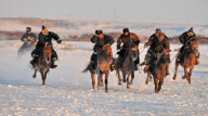 (2)CHINA-INNER MONGOLIA-HERDSMEN (CN)