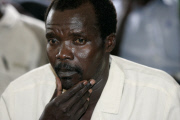 PREMIÈRE APPARITION DE JOSEPH KONY DEPUIS 20 ANS DE GUERRE AVEC L'OUGANDA