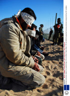 Hamas prisoners taken for questioning in the northern Gaza Strip - 07 Jan 2009