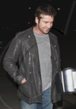 Gerard Butler Says Cheese at Buffalo Club Party
