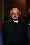 Accused swindler Bernie Madoff remains free on bail