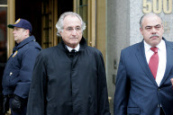 Accused swindler Bernie Madoff remains free on bail