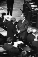 BRAND WILLY, *12.18.1913, +10.08.1992, GERMAN, HELMUT SCHMIDT, *12.23.1918, BUNDESTAG, HANDING-OVER OF OFFICE, GERMANY