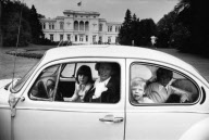 SCHEEL MILDRED, *12.31.1932, +05.13.1988, GERMAN, DOCTOR; PHYSICIAN, WIFE; OF FEDERAL PRESIDENT, FDP; POLITICS; GERMAN PARTY, CHILDREN, CHRISTINE, ANDREA QUENDOLIN, SIMON MARTIN, VW, CAR, VILLA; MANSION; HAMMERSCHMIDT, BONN, 1974, GERMANY